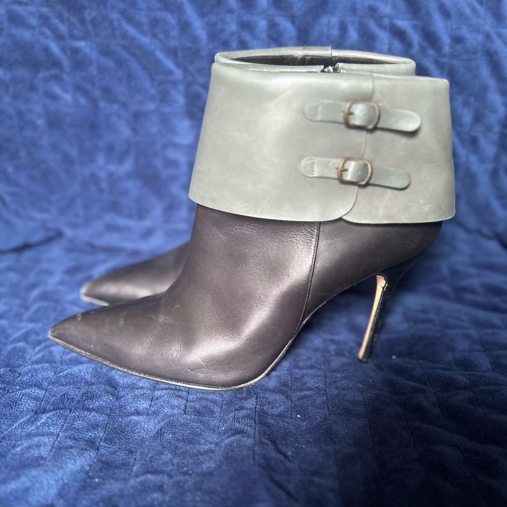 Elegant Black and Gray Women's Ankle Boots